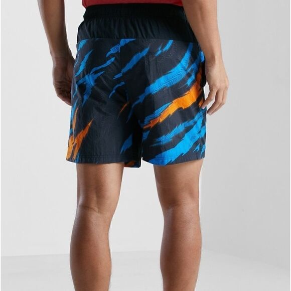 New Adidas Men's TRVL
Print Shorts in Black at Nordstrom, Size Medium - Picture 8 of 14
